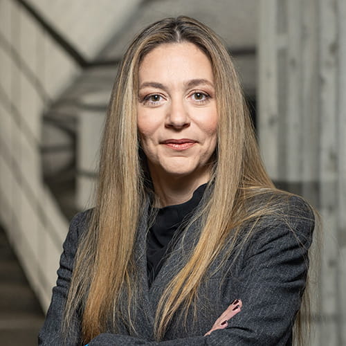 avramea-sq
